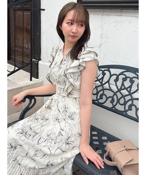 dazzlin ワンピース 美品 セール】パイピングフラワープリーツワンピース（ワンピース