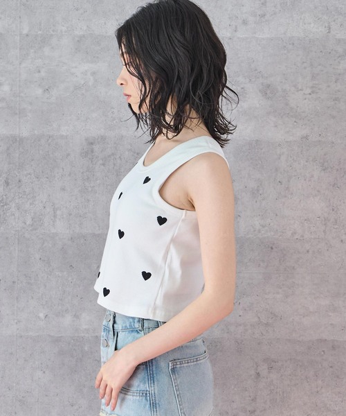 ANAP（アナップ）の「ハート 刺繍 リブ タンクトップ（タンクトップ・レディース・ブラック/ホワイト・FREE）」の4枚目の写真