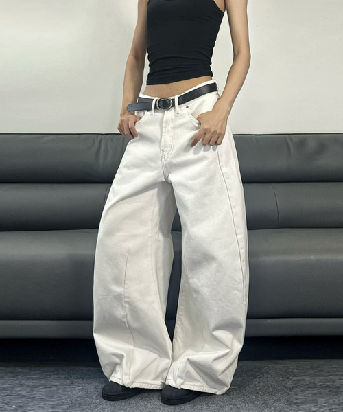 REBALANCE（リバランス）の「ホワイトワイドパンツ（その他パンツ・レディース・A・X-LARGE/MEDIUM/LARGE）」の3枚目の写真