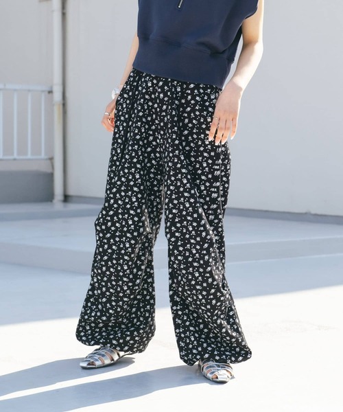 ETRO フラワープリント パンツ ブラック ウォッシャブル / ミニフラワープリントパンツ（その他パンツ