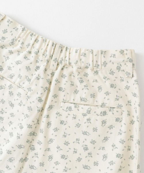 KBF(ケイビーエフ)の「フラワープリントドロストパンツ(その他パンツ・レディース・アイボリー/ベージュ/ブラック・ONE)」の13枚目の写真