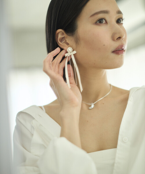 Firsthand（ファーストハンド）の「Firsthand/ファーストハンド ロングリボンチェーンピアス / スタッドピアス / 両耳用（ピアス（両耳用）・レディース・ブラック/オフホワイト・ONE SIZE）」の10枚目の写真
