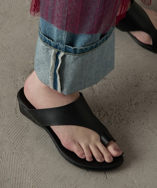Fashion Letter（ファッションレター）の「日本製 トングサンダル スポサン レディース 痛くないサンダル（サンダル・レディース・シルバー/ブラック/ゴールド/ブロンズ・S/M/L/LL）」の7枚目の写真