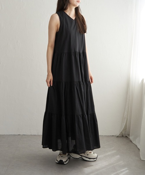 VENCEEXCHANGE(ヴァンスエクスチェンジ)の「ティアードノースリフレアーワンピース(ワンピース・レディース・ブラウン/ネイビー/ブラック・FREE)」の7枚目の写真