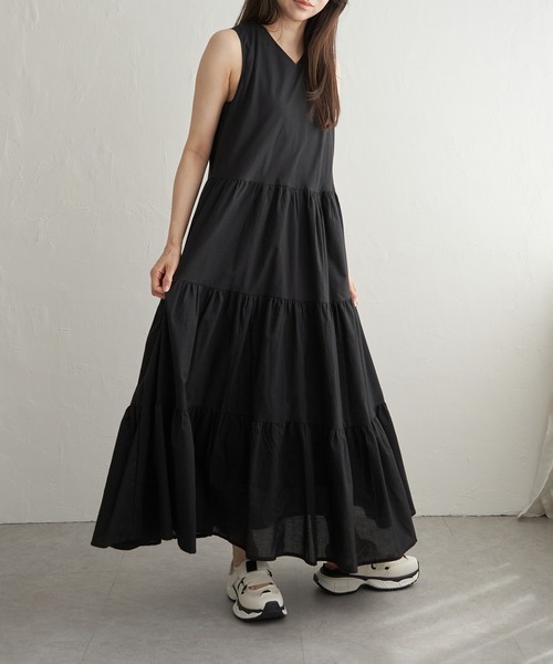 VENCEEXCHANGE(ヴァンスエクスチェンジ)の「ティアードノースリフレアーワンピース(ワンピース・レディース・ブラウン/ネイビー/ブラック・FREE)」の8枚目の写真