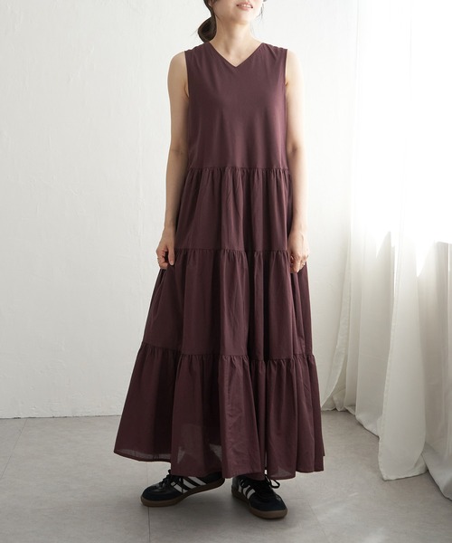 VENCEEXCHANGE(ヴァンスエクスチェンジ)の「ティアードノースリフレアーワンピース(ワンピース・レディース・ブラウン/ネイビー/ブラック・FREE)」の13枚目の写真