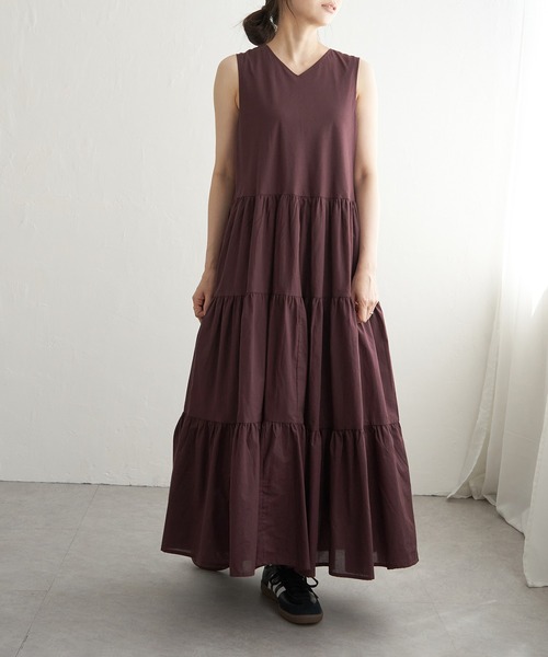 VENCEEXCHANGE(ヴァンスエクスチェンジ)の「ティアードノースリフレアーワンピース(ワンピース・レディース・ブラウン/ネイビー/ブラック・FREE)」の14枚目の写真