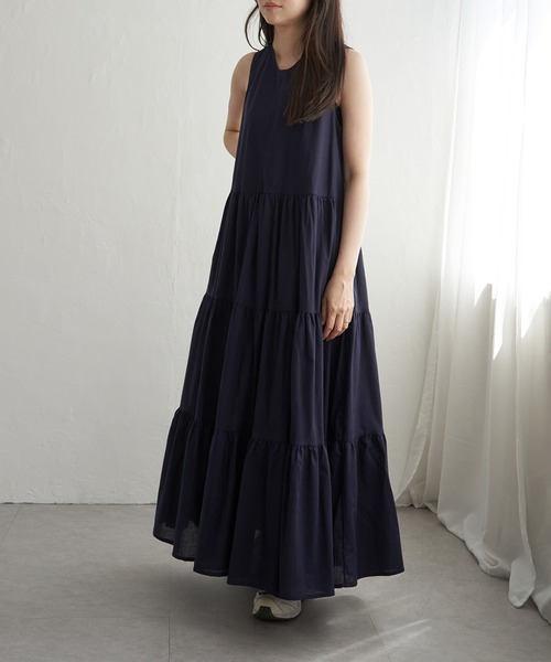 VENCEEXCHANGE(ヴァンスエクスチェンジ)の「ティアードノースリフレアーワンピース(ワンピース・レディース・ブラウン/ネイビー/ブラック・FREE)」の19枚目の写真