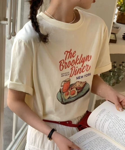 LAC-VERT(ラック・ヴェール)の「フードイラストTシャツ(Tシャツ/カットソー・レディース・ホワイト/グレー/オフホワイト/ブルー/ネイビー/イエロー/ブラウン・FREE)」の7枚目の写真