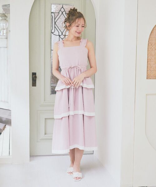 Areeam(アリーム)の「配色レースキャミワンピース(ワンピース・レディース・ブラウン/ライトピンク・FREE)」の7枚目の写真