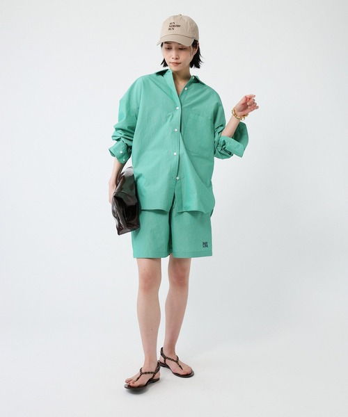 BABYLONE(バビロン)の「ウォッシュドストライプショートパンツ(その他パンツ・レディース・ブルー/グリーン・フリー)」の4枚目の写真