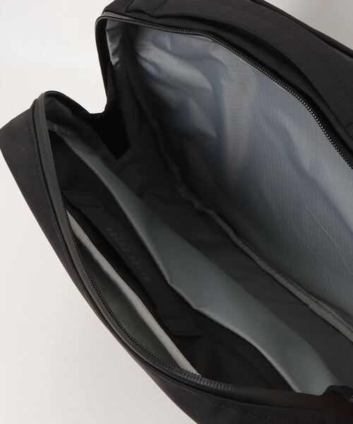 BLACK EMBER(ブラックエンバー)の「Black Ember GRIP SLING 12L ブラックエンバー スリング ショルダーバッグ(ショルダーバッグ・メンズ・ブラック・FREE)」の12枚目の写真