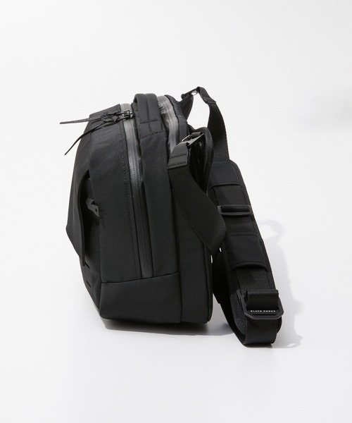 BLACK EMBER(ブラックエンバー)の「Black Ember GRIP SLING 12L ブラックエンバー スリング ショルダーバッグ(ショルダーバッグ・メンズ・ブラック・FREE)」の4枚目の写真