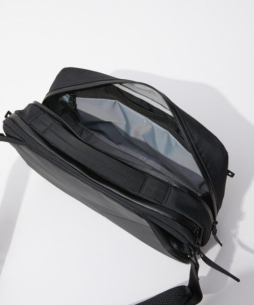 BLACK EMBER(ブラックエンバー)の「Black Ember GRIP SLING 12L ブラックエンバー スリング ショルダーバッグ(ショルダーバッグ・メンズ・ブラック・FREE)」の9枚目の写真