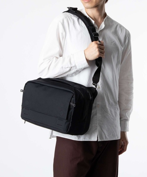 BLACK EMBER(ブラックエンバー)の「Black Ember GRIP SLING 12L ブラックエンバー スリング ショルダーバッグ(ショルダーバッグ・メンズ・ブラック・FREE)」の19枚目の写真