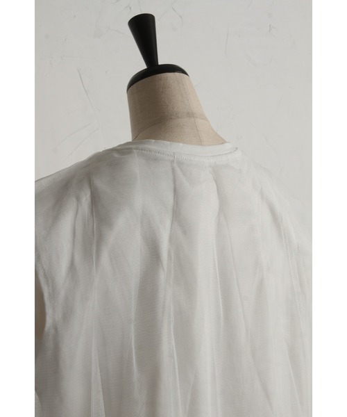 &. NOSTALGIA(アンドドットノスタルジア)の「【ZOZO限定】チュールノースリトップス(Tシャツ/カットソー・レディース・ホワイト/ブラック・M)」の21枚目の写真