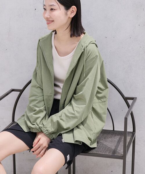 AMERICAN HOLIC（アメリカンホリック）の「【水陸両用】UVカットZIPパーカー（パーカー・レディース・ブラック/ライトカーキ・FREE）」の9枚目の写真