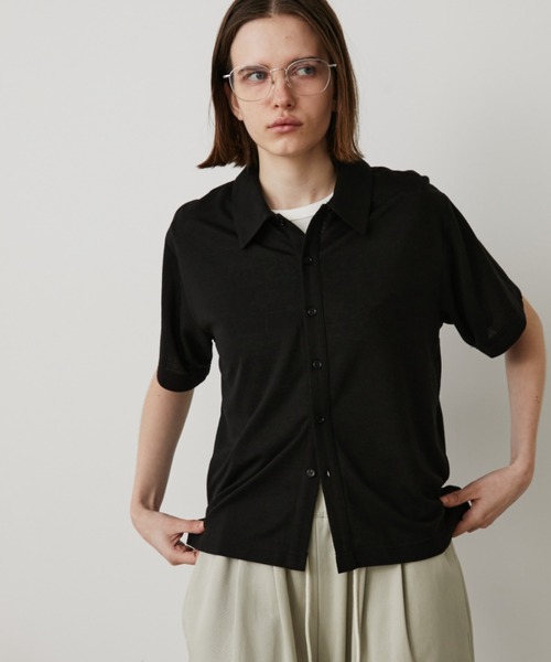 d.i.a. ブラック 半袖ポロシャツ 背中レースアップ　チャーム付き アシックス（ASICS）（メンズ、レディース）ACTIBREEZE パネルジャ