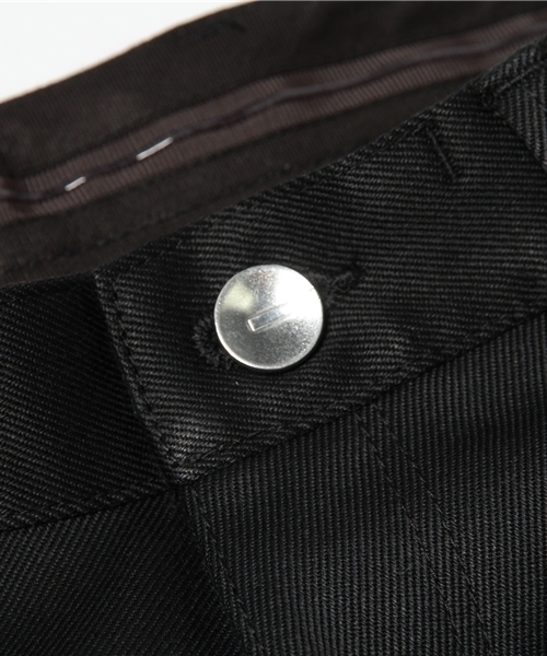 UNITED TOKYO（ユナイテッドトウキョウ）の「スーピマタイトストレートデニム（デニムパンツ・メンズ・インディゴブルー/ブラック/ホワイト・3/1/2）」の12枚目の写真