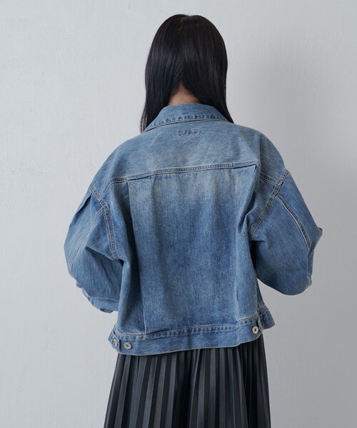 Lui's（ルイス）の「ボリュームスリーブデニムジャケット（テーラードジャケット・レディース・インディゴブルー/ブルー・FREE）」の6枚目の写真