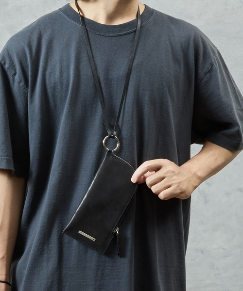 PADRONE（パドローネ）の「PADRONE パドローネ / Eyewear case01 (leather strap) モストロレザー サフィアーノレザーサングラスケース メガネケース / PG9995-5010（サングラス・メンズ・ブラック系その他/ブラック・FREE）」の3枚目の写真