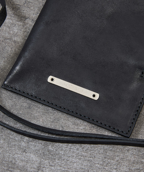 PADRONE（パドローネ）の「PADRONE パドローネ / Eyewear case01 (leather strap) モストロレザー サフィアーノレザーサングラスケース メガネケース / PG9995-5010（サングラス・メンズ・ブラック系その他/ブラック・FREE）」の14枚目の写真