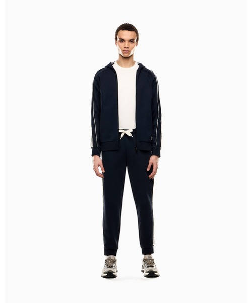 EMPORIO ARMANI EA7(エンポリオアルマーニイーエーセブン)の「<オンライン限定>【エンポリオ アルマーニ EA7】Logo Series Tシャツ コットンジャージー(Tシャツ/カットソー・メンズ・ブラック/レッド/オフホワイト/ブラウン・SMALL/MEDIUM/LARGE/X-LARGE/XX-LARGE/X-SMALL/XX-SMALL/XXX-LARGE)」の8枚目の写真
