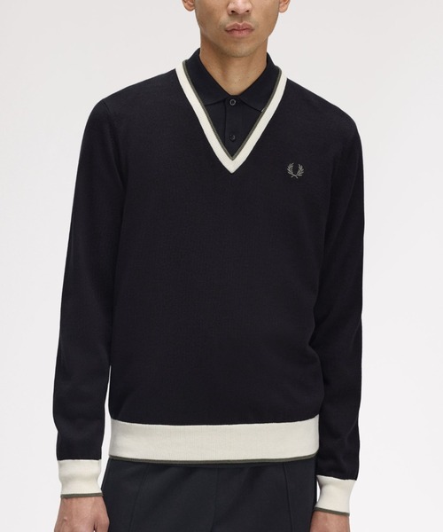 FRED PERRY(フレッドペリー)の「Contrast Tipped Jumper/コントラストティップラインニット(ニット/セーター・メンズ・ワインレッド/ブラック・L/M)」の1枚目の写真