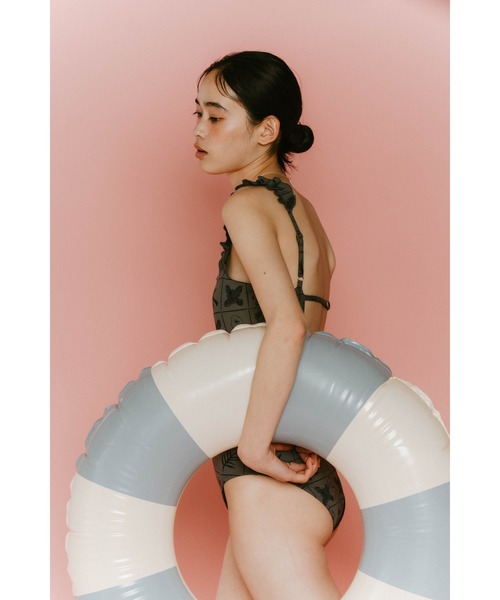 Knuth Marf（クヌースマーフ）の「Knuth Marf back open flower swim suit（水着・レディース・グレー・FREE）」の7枚目の写真