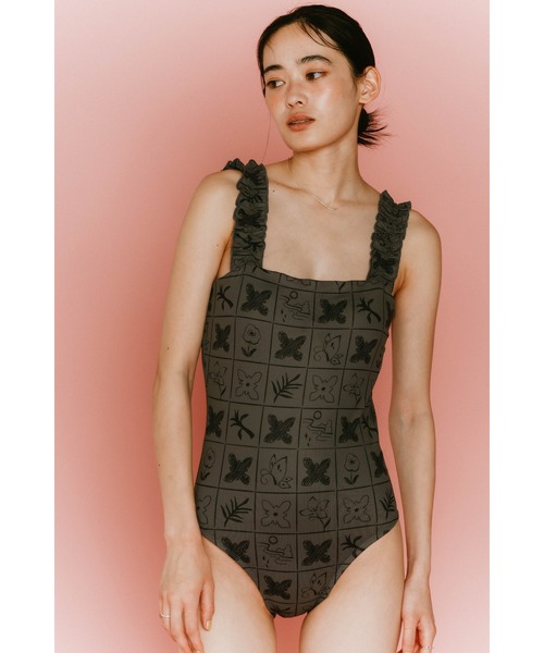 Knuth Marf（クヌースマーフ）の「Knuth Marf back open flower swim suit（水着・レディース・グレー・FREE）」の5枚目の写真
