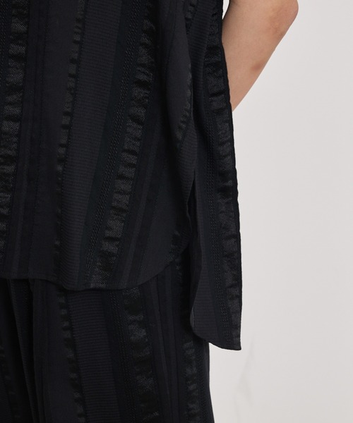 qualite（カリテ）の「【セットアップ対応】キュプラストライプスキッパーシャツ/夏服/晩夏（シャツ/ブラウス・レディース・ブラック/ベージュ・フリー）」の11枚目の写真