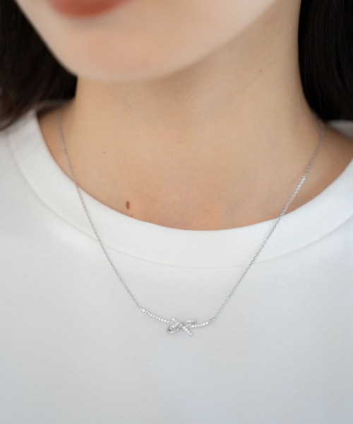 NOELA（ノエラ）の「リボンバーネックレス（ネックレス・レディース・ゴールド/シルバー・フリー）」の4枚目の写真