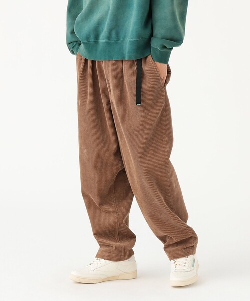 BEAMS(ビームス)の「ワイドテーパード ウェービング コーデュロイパンツ(その他パンツ・メンズ・チャコールグレー/ライトブラウン/ホワイト系その他・XL/L/M/S)」の7枚目の写真