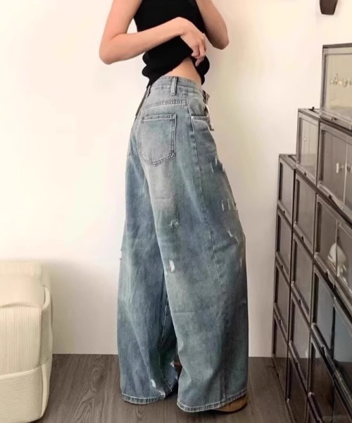 REBALANCE（リバランス）の「ワイドデニムパンツ（デニムパンツ・レディース・A・MEDIUM/LARGE/X-LARGE）」の2枚目の写真