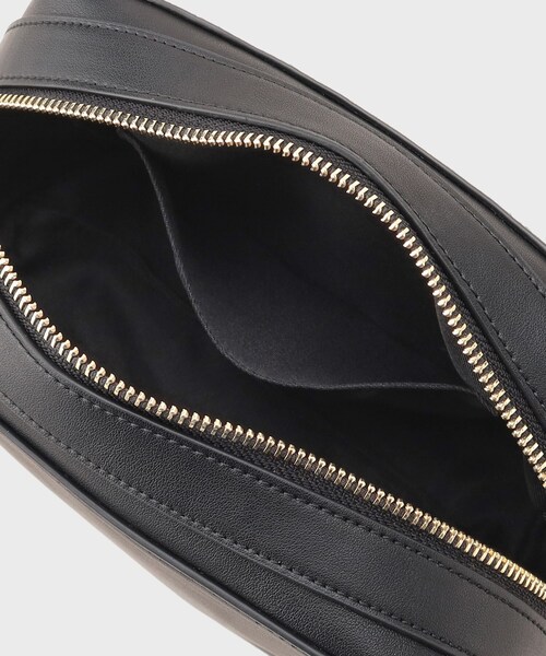 INDIVI（インディヴィ）の「アニマルハラコ ボストンショルダー（ショルダーバッグ・レディース・ホワイト系1/ベージュ系・00）」の14枚目の写真