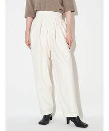 ランダムタックドバレルパンツ
