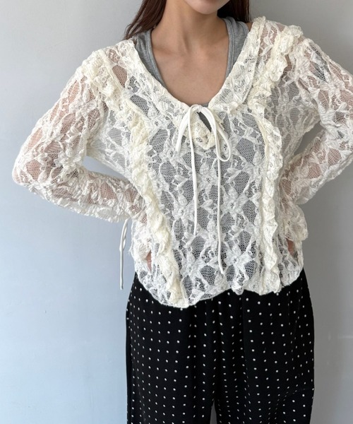 SANSeLF(サンセルフ)の「【SANSeLF】 レースフリルトップス シースルーリボンディテール Vネック saw25a028(その他トップス・レディース・ホワイト/ブラック・FREE)」の11枚目の写真