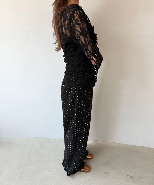 SANSeLF(サンセルフ)の「【SANSeLF】 レースフリルトップス シースルーリボンディテール Vネック saw25a028(その他トップス・レディース・ホワイト/ブラック・FREE)」の20枚目の写真