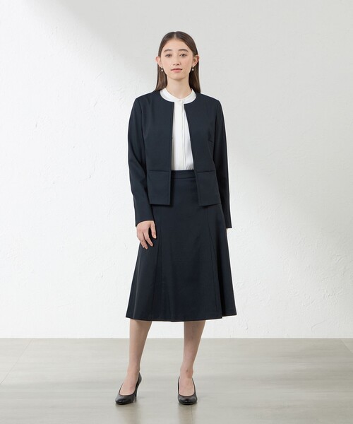 amaca（アマカ）の「ブライトストレッチフロントタックブラウス（シャツ/ブラウス・レディース・パープル系その他2/ダークネイビー/オフホワイト・38/40）」の10枚目の写真