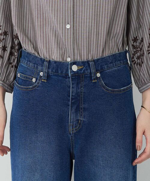 Petit Honfleur(プチオンフルール)の「【撥水】ストレッチバギーデニムパンツ(その他パンツ・レディース・ブルー/ネイビー・61/64/67)」の21枚目の写真