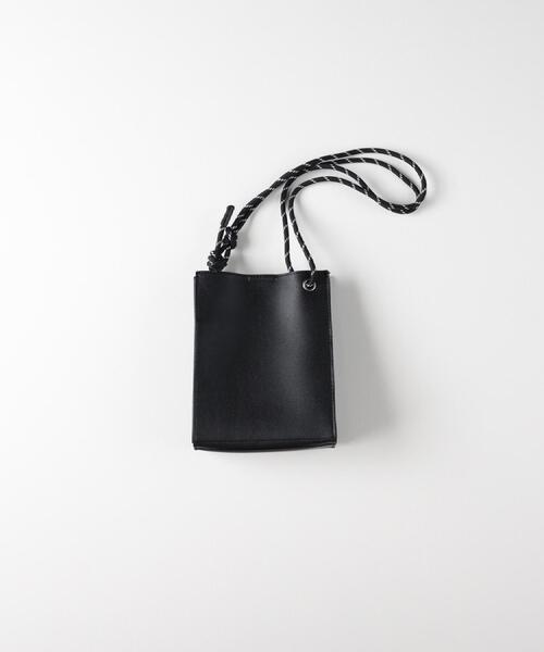 BACK NUMBER(バックナンバー)の「BACK NUMBER(バックナンバー)【メンズ】PVCミニショルダーバッグ(ショルダーバッグ・メンズ・ブラック・ONE SIZE)」の9枚目の写真