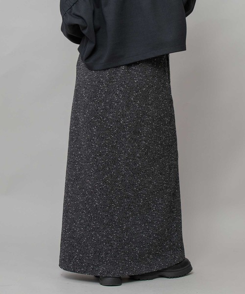Munich(ミューニック)の「ツイード×ヴィンテージサテンマキシスカート(スカート・レディース・ブラック/グレー/オフホワイト・S)」の11枚目の写真