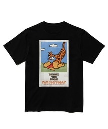 Pooh / T-shirt Designed byNAIJEL GRAPH