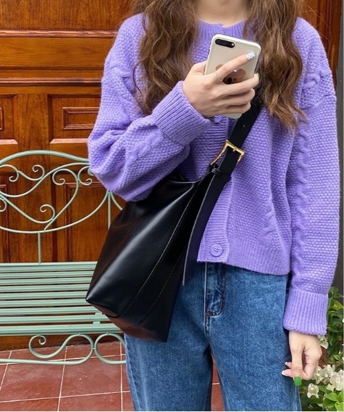 Burner(バーナー)の「【OKUOKU 0909】大容量フェイクレザー ショルダーバッグ oku-bag-10-31【RBTS】(ショルダーバッグ・レディース・グレー/ブラウン/ブラック・FREE)」の8枚目の写真