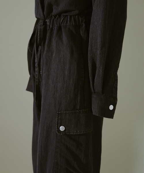 CAMPHOR WOOD(カンファーウッド)の「snow-wash faded rayon nylon l/s jump suit / ケミカルウォッシュフェードナイロンレーヨンL/Sジャンプスーツ(つなぎ/オールインワン・メンズ・ブラック系2/ブラック系1・SMALL/MEDIUM/LARGE)」の17枚目の写真