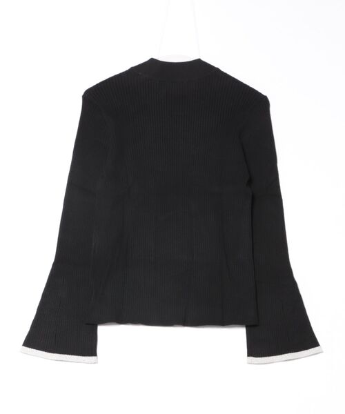 Honeys（ハニーズ）の「フレア袖ニット（ニット/セーター・レディース・アイボリー/ホワイト×ブラック/サックスブルー/ブラック・L/M/S）」の7枚目の写真