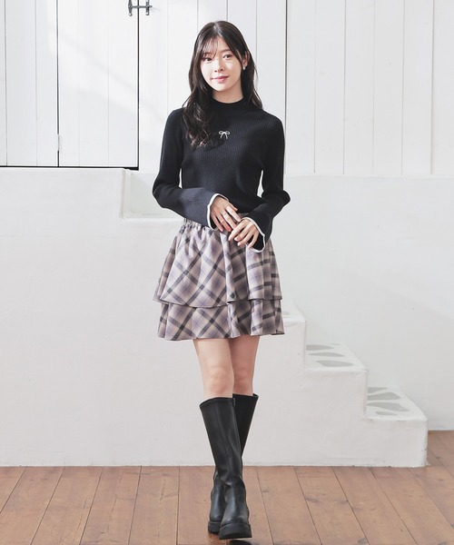 Honeys（ハニーズ）の「フレア袖ニット（ニット/セーター・レディース・アイボリー/ホワイト×ブラック/サックスブルー/ブラック・L/M/S）」の13枚目の写真