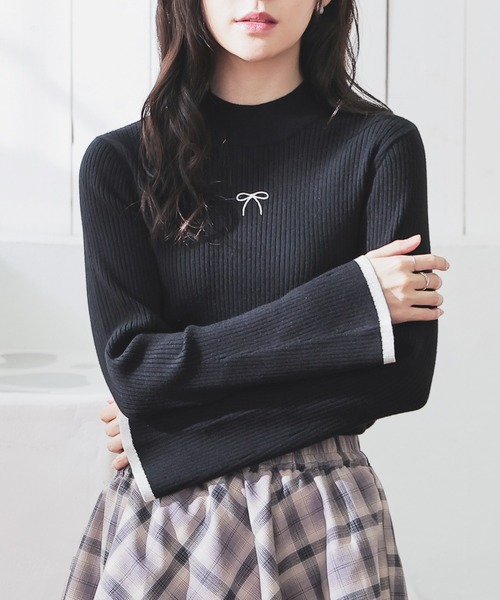 Honeys（ハニーズ）の「フレア袖ニット（ニット/セーター・レディース・アイボリー/ホワイト×ブラック/サックスブルー/ブラック・L/M/S）」の15枚目の写真