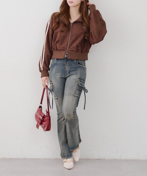 Another Branch olive des olive（アナザーブランチオリーブデオリーブ）の「【丈が選べる！】スエードポンチトラックジャケット（ブルゾン・レディース・チャコールグレー/ブラウン/アイボリー・SMALL/MEDIUM）」の13枚目の写真