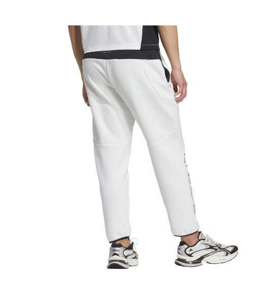 adidas(アディダス)の「アディダス adidas アディダスアダプテーション レギュラーフィット アンクル丈 オープンヘムパンツ(その他パンツ・メンズ・ホワイト/ネイビー/ブラック・S/M/L/LL/3L)」の4枚目の写真